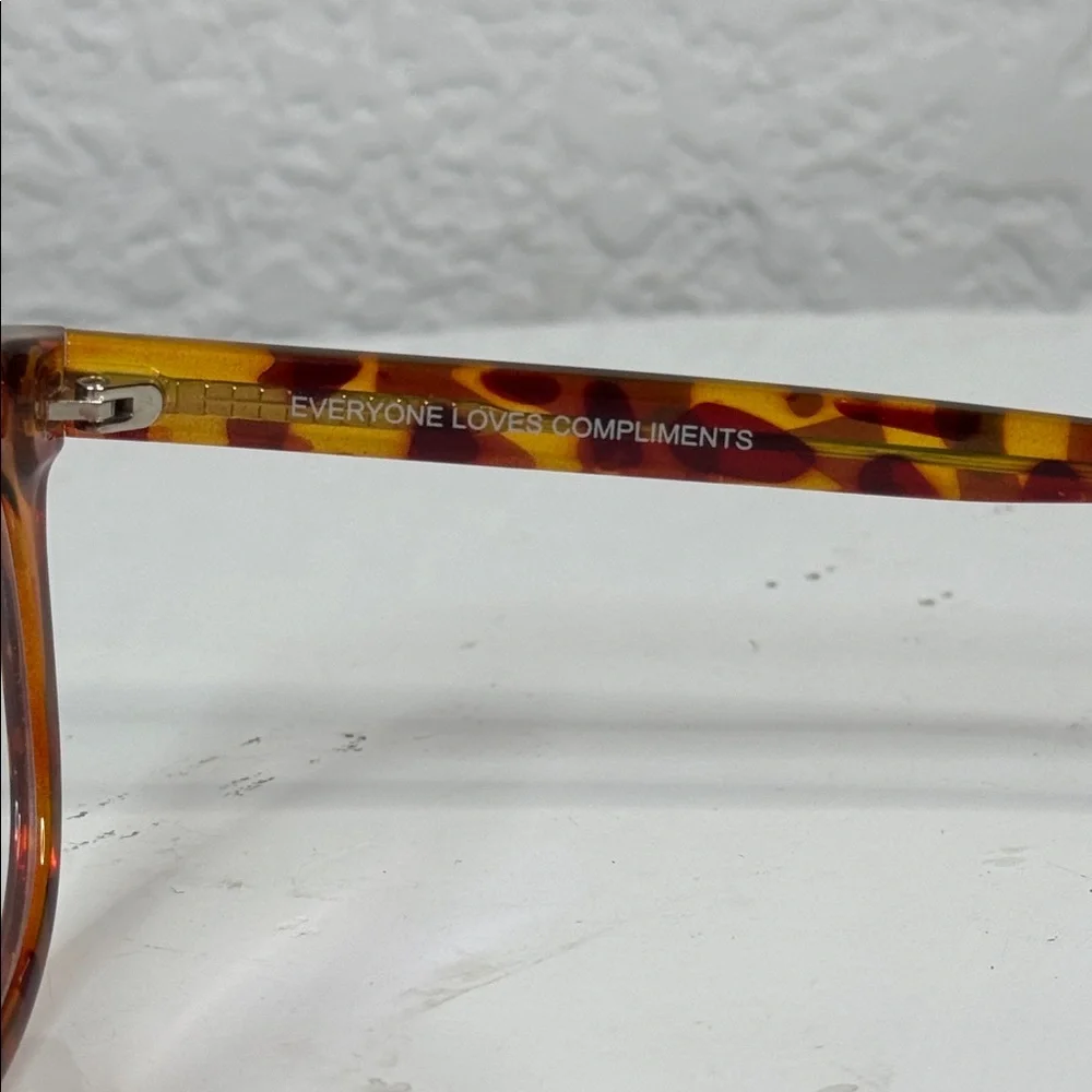 COMPLIMENTS BY DIFF COOPER BLUE LIGHT AMBER TORTOISE FRAME GLASSES **NIB**